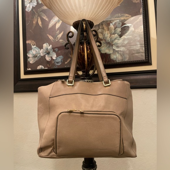 Tutilo please check all picture of condition - Picture 5 of 17